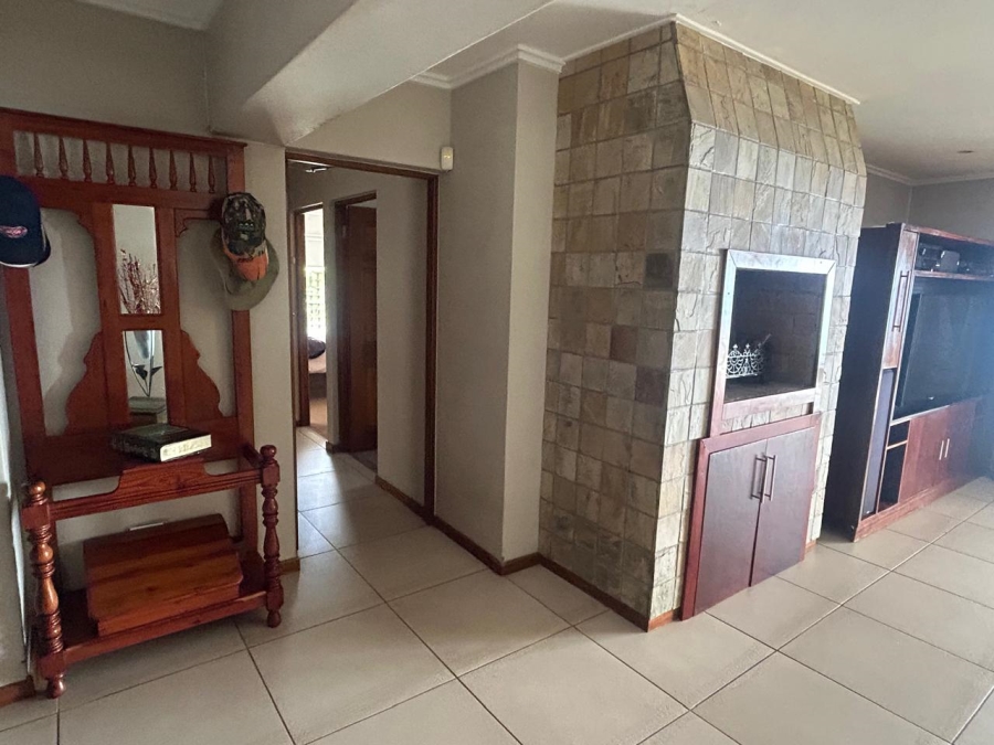6 Bedroom Property for Sale in Da Nova Western Cape